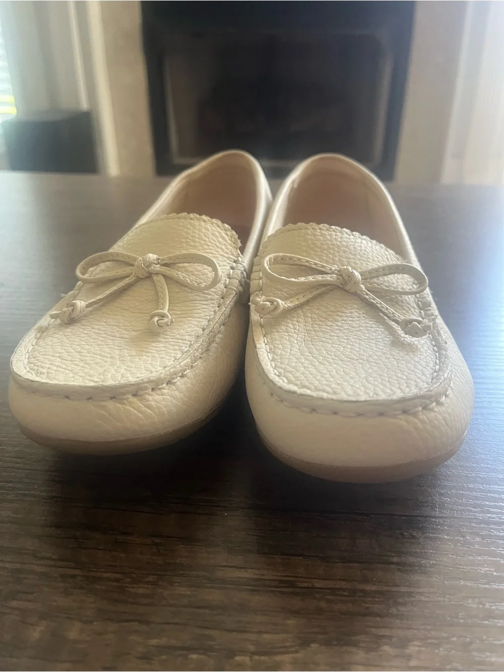 Clarks Women's Cream Pebbled Leather Moccasin Loafers